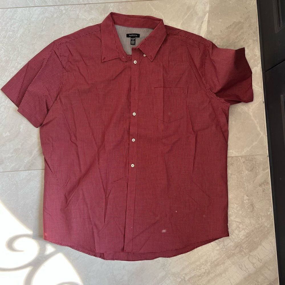 Van Huesen Red and White Plaid Dress Shirt Short Sleeves Size Extra Extra Large